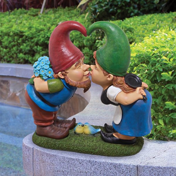 Design Toscano QM2796400 Garden Gnome Statue - Kiss and Tell Lover Gnomes - Lawn Gnome,,full color - Image 3